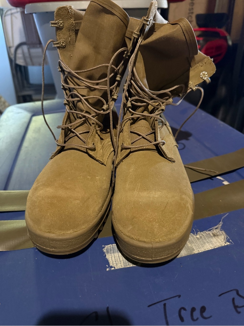 NWOT Men's Tactical Lace-Up Boots in Tan